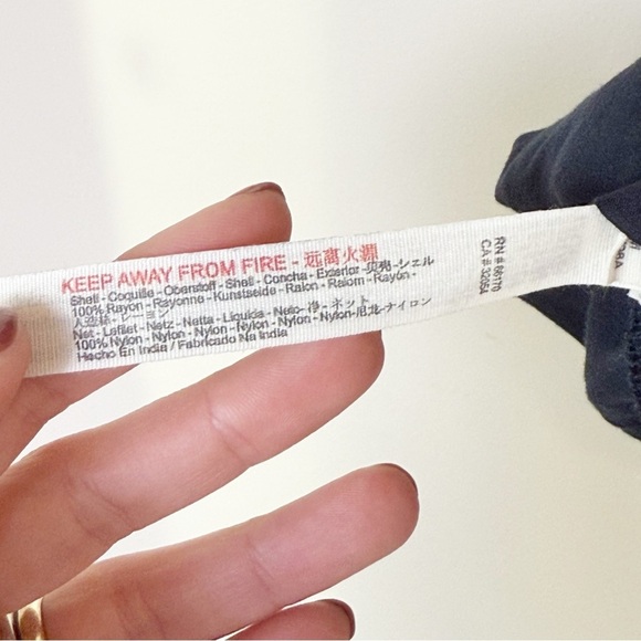 Free People Black Ruffle Sleeve Crotch Snap Blouse M - Picture 6 of 7